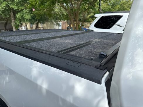 Used 2021 GMC Sierra 1500 Elevation AWD/4WD image 8