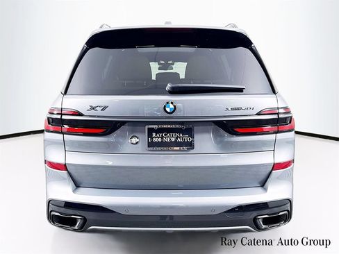 Used 2026 BMW X7 xDrive40i w/ M Sport Package AWD/4WD image 6