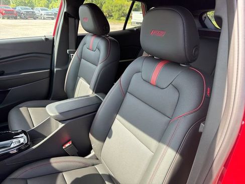 New 2026 Chevrolet Trax RS FWD image 18