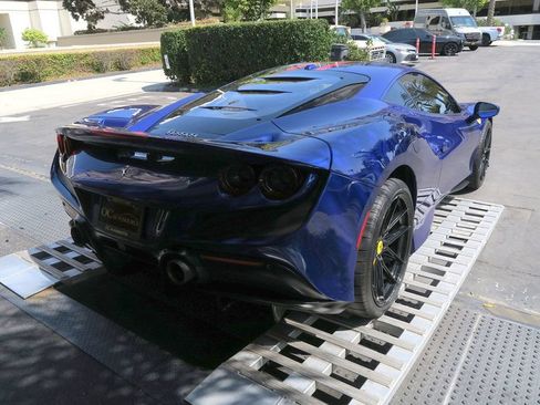Used 2020 Ferrari F8 Tributo RWD image 9