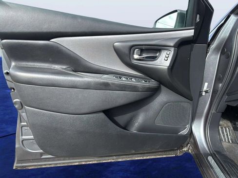 Used 2020 Nissan Murano SL w/ Moonroof Package image 19