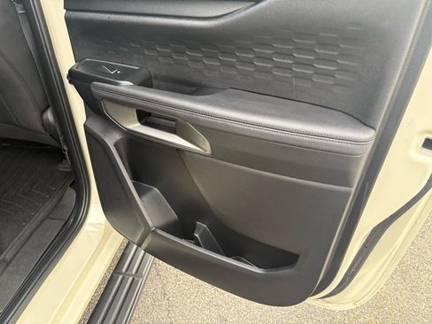 Used 2025 Ford Ranger XLT w/ Equipment Group 301A High AWD/4WD image 53