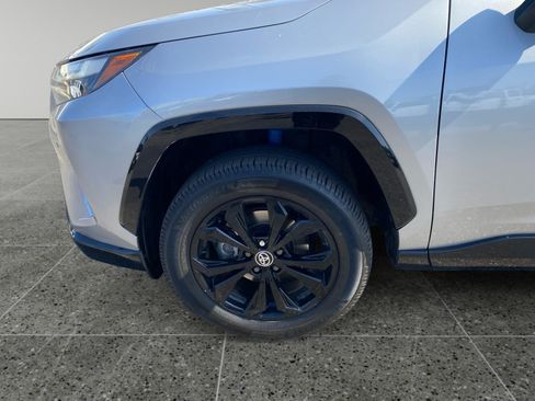 Used 2023 Toyota RAV4 XSE AWD/4WD image 14