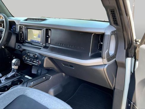 Used 2023 Ford Bronco 4-Door w/ Sasquatch Package AWD/4WD image 18