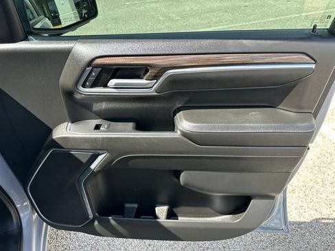 Used 2024 Chevrolet Silverado 1500 LT w/ Safety Package AWD/4WD image 48