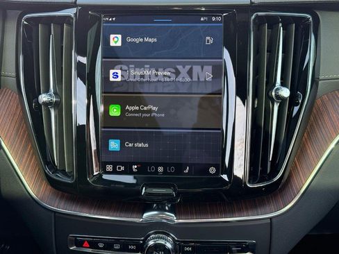 Used 2023 Volvo XC60 B6 Ultimate w/ Protection Package Premier image 14