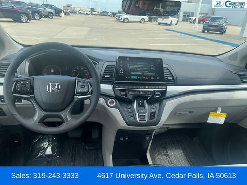 New 2026 Honda Odyssey EX-L image 13