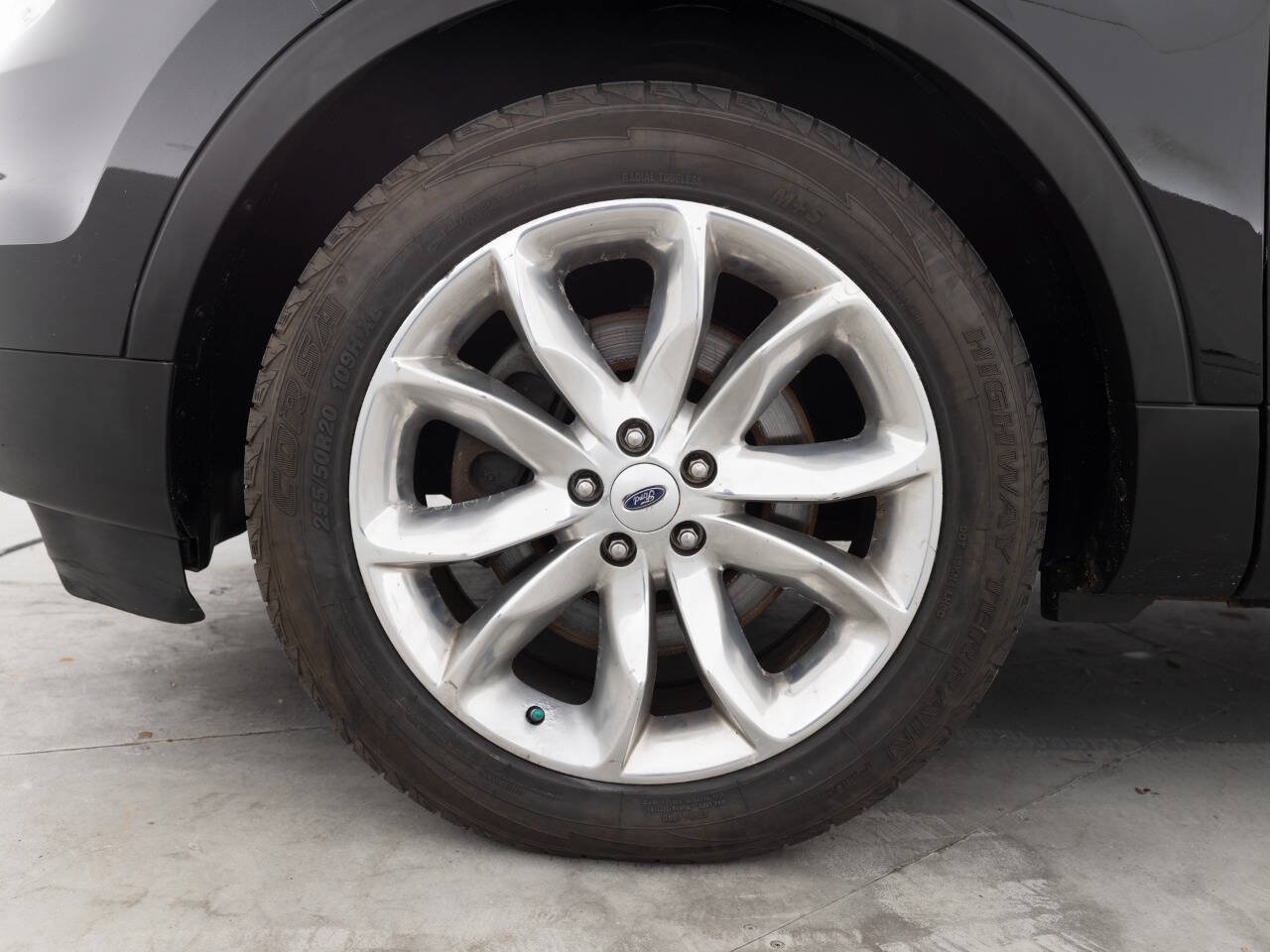 Used 2015 Ford Explorer Limited w/ Equipment Group 301A AWD/4WD image 17