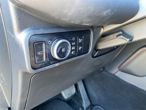 Used 2025 Ford Explorer ST-Line image 22