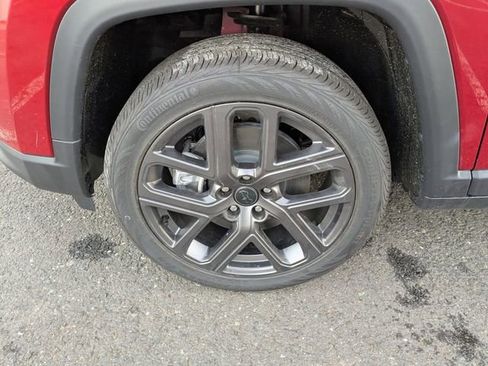 New 2026 Jeep Compass Limited image 30