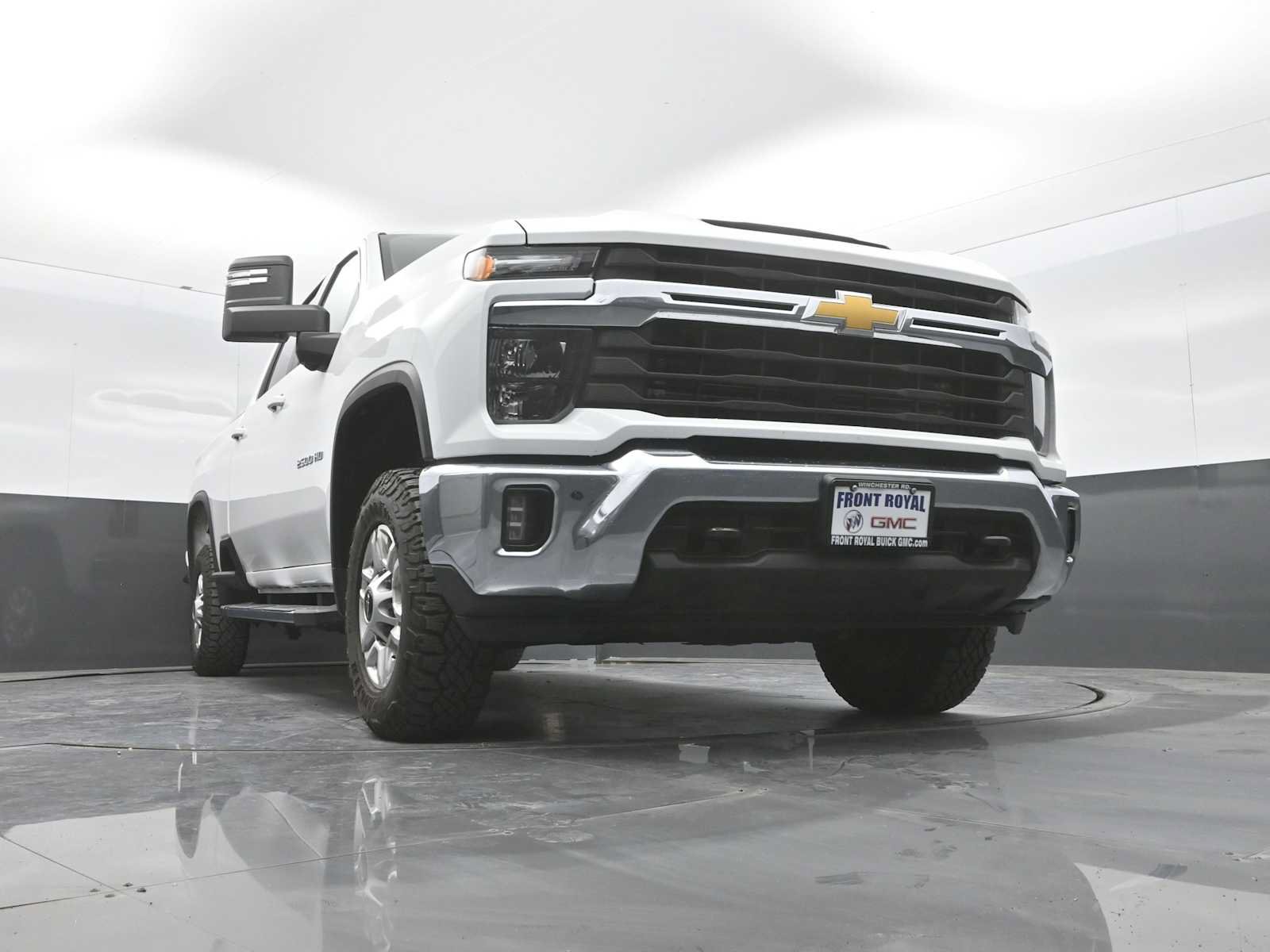 Used 2025 Chevrolet Silverado 2500 LT w/ Convenience Package AWD/4WD image 39