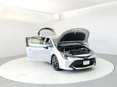 Certified 2021 Toyota Corolla XSE FWD image 9