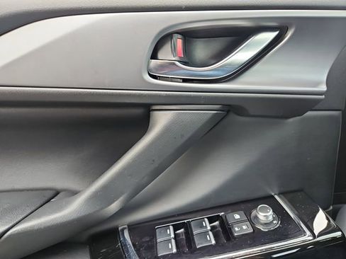 Used 2023 MAZDA CX-9 Touring Plus image 31