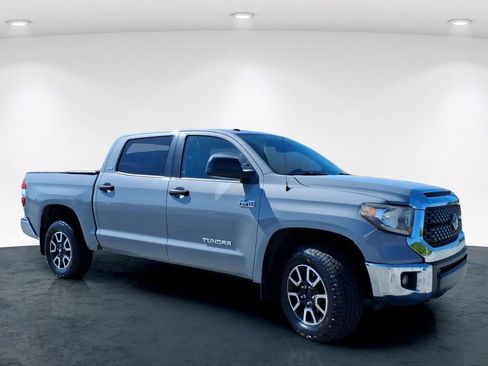 Used 2019 Toyota Tundra SR5 AWD/4WD image 4
