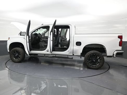 Used 2020 Chevrolet Silverado 1500 Custom w/ Custom Value Package RWD image 30