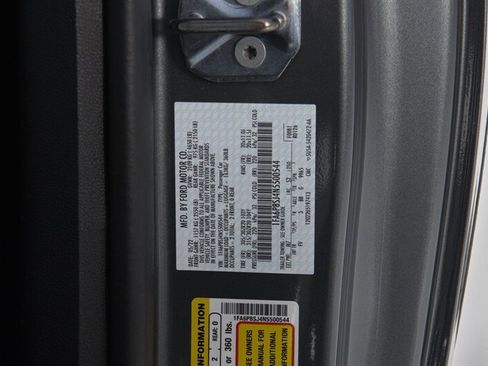 Used 2022 Ford Mustang Shelby GT500 w/ Carbon Fiber Track Pack image 47