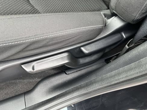 Used 2022 Honda HR-V Sport image 16