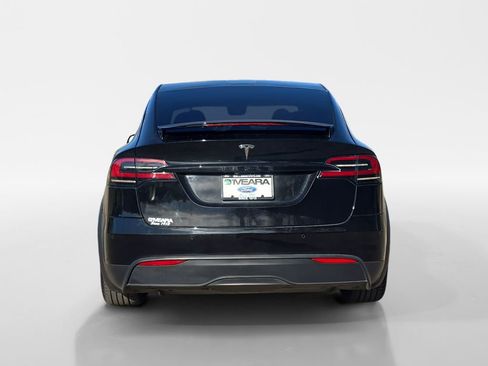 Used 2022 Tesla Model X image 4