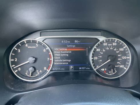 Used 2024 Nissan Altima 2.5 SV image 26