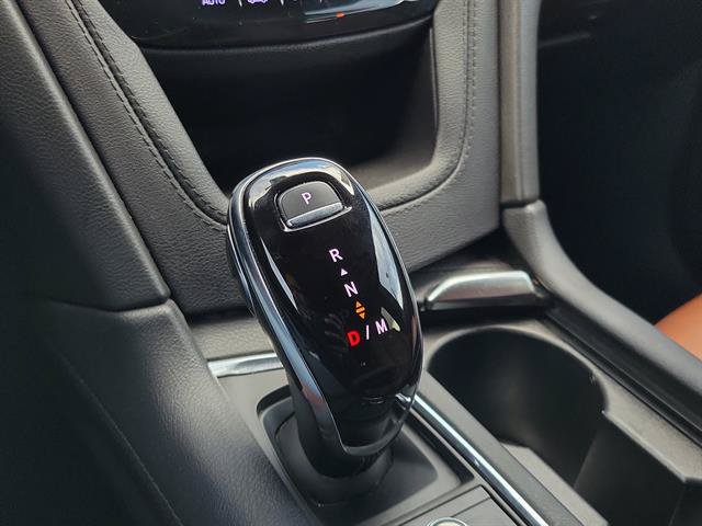 Certified 2022 Cadillac XT5 Premium Luxury w/ Technology Package FWD image 60