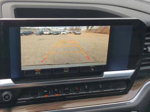 Certified 2024 Chevrolet Silverado 1500 LT Trail Boss w/ Convenience Package II image 18