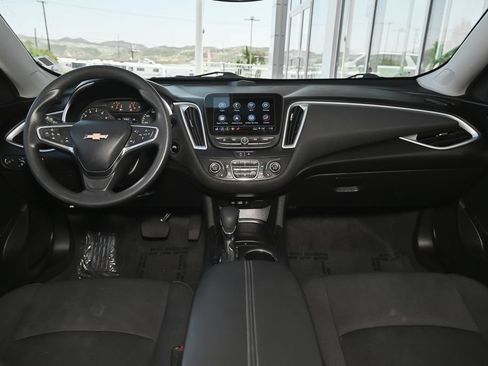 Used 2023 Chevrolet Malibu LT FWD image 24