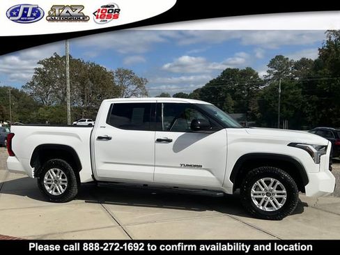 Used 2022 Toyota Tundra SR5 image 8