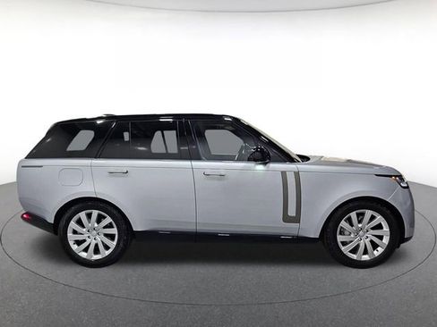 Used 2023 Land Rover Range Rover SE AWD/4WD image 4