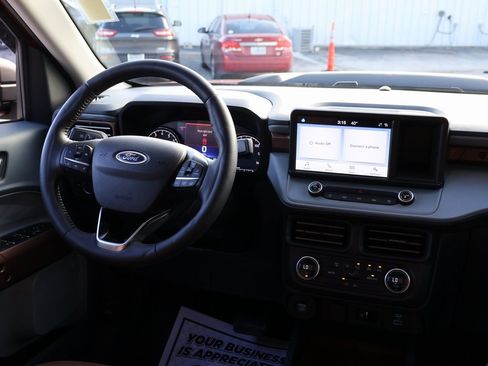 Used 2022 Ford Maverick Lariat w/ Equipment Group 500A Standard image 13