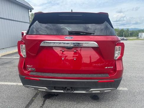 Certified 2023 Ford Explorer XLT w/ Equipment Group 202A AWD/4WD image 4