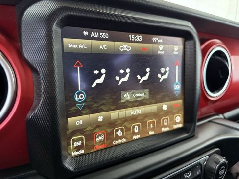 Used 2021 Jeep Gladiator Rubicon image 34