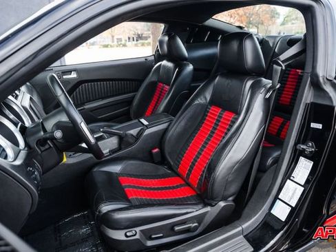 Used 2011 Ford Mustang Shelby GT500 w/ SVT Performance Pkg image 4