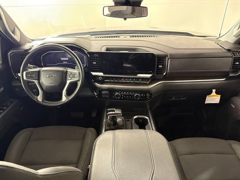 Certified 2025 Chevrolet Silverado 1500 RST w/ Convenience Package II AWD/4WD image 43