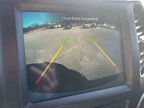 Used 2023 Jeep Cherokee Trailhawk w/ Sun & Sound Group image 11