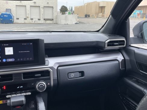 Used 2025 Toyota 4Runner TRD Off-Road image 35