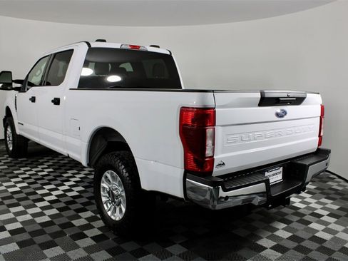 Used 2022 Ford F250 XLT w/ XLT Value Package image 6
