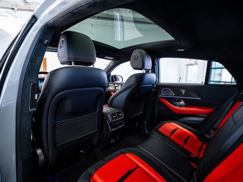 Used 2024 Mercedes-Benz GLE 63 AMG S w/ Driver Assistance Package image 59