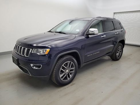 Used 2017 Jeep Grand Cherokee Limited AWD/4WD image 2