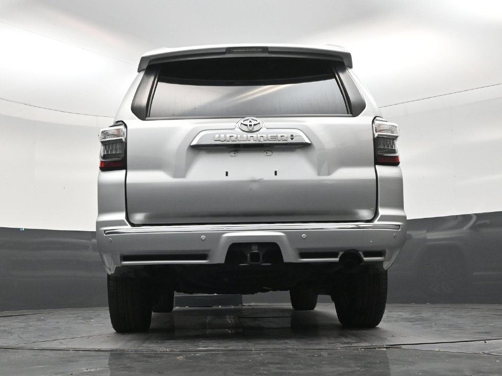 Used 2023 Toyota 4Runner Limited RWD image 23