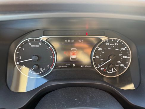 Used 2023 Nissan Rogue S image 16