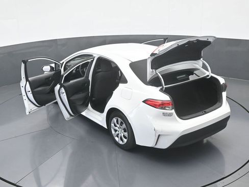 Used 2023 Toyota Corolla LE FWD image 58