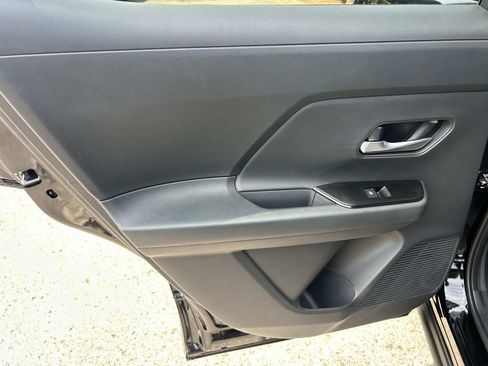 New 2026 Nissan Kicks SV w/ SV Premium Package FWD image 21