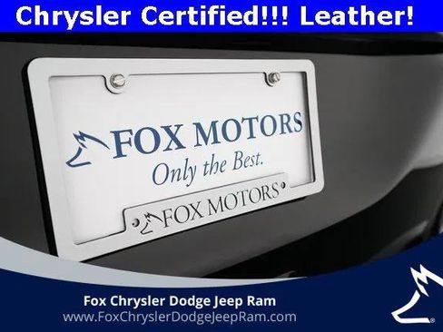 Certified 2024 Chrysler Pacifica Touring-L image 37