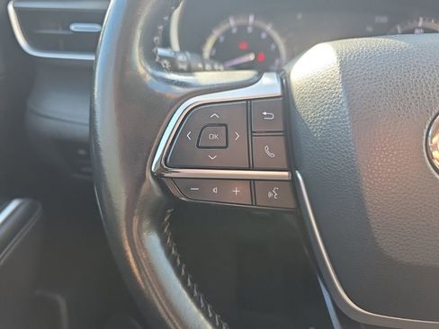 Used 2022 Toyota Highlander XLE image 26