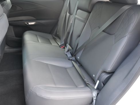 Used 2023 Lexus RX 350 Premium w/ Accessory Package AWD/4WD image 29