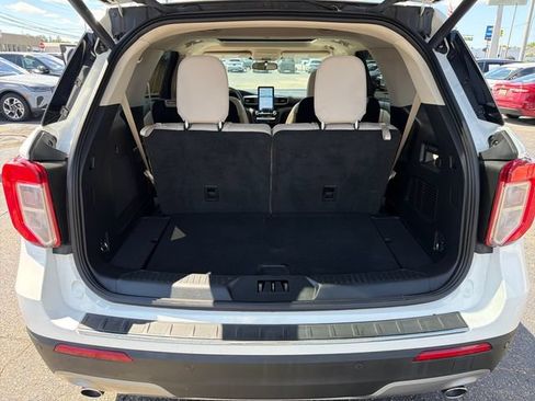 Used 2023 Ford Explorer Limited w/ Hybrid Equipment Group 310A AWD/4WD image 29
