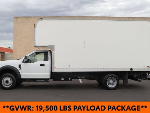 Used 2017 Ford F550 2WD Regular Cab Super Duty image 5