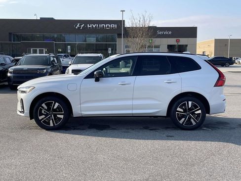 New 2026 Volvo XC60 T8 Core w/ Climate Package AWD/4WD image 25