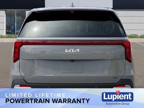 New 2026 Kia Carnival EX image 16