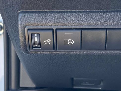 Used 2024 Toyota Corolla LE FWD image 18